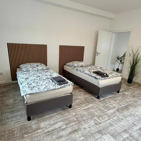 Apartment Modernes Im Gruenen